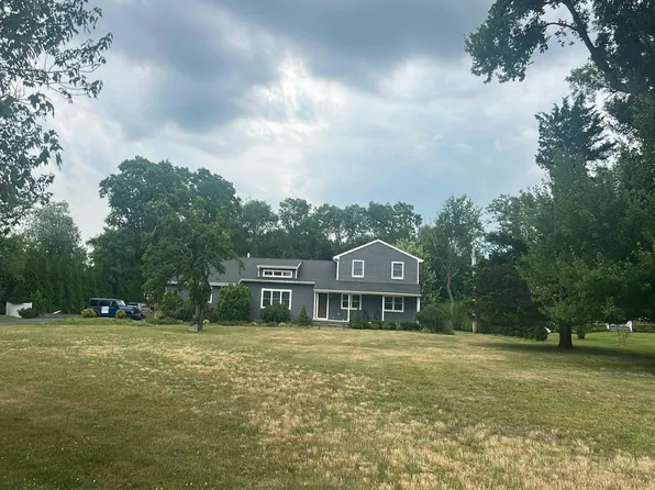1613 Martin Rd, Wall Township, NJ 07753