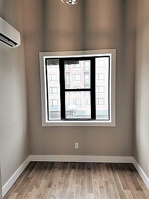 5th image of 344 McGuinness Blvd APT 3R