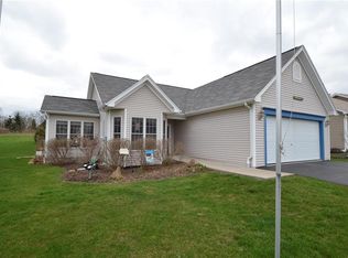 1330 Harwood Ln, Macedon, NY 14502
