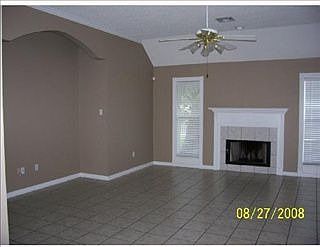 1st image of 512 Foxwood Ln