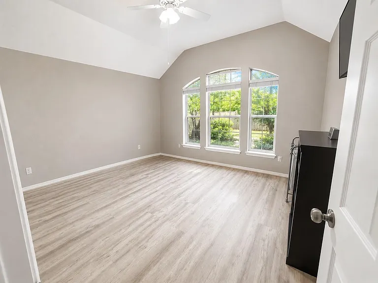 5106 Misty Ln — Photo 10