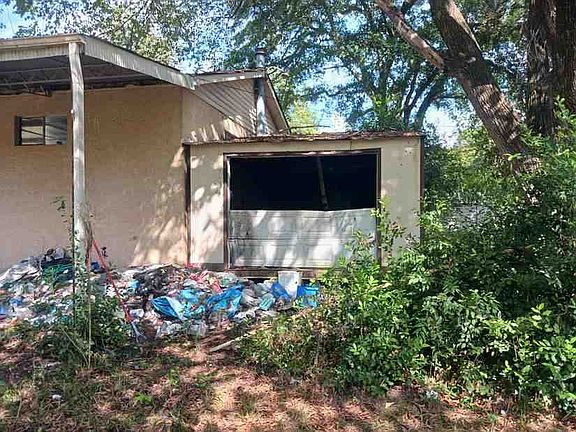 3rd image of 107 Archdale Dr