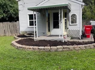 17350 Silver Maple St, Southfield, MI 48075