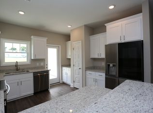 121 Avalon Trce, Statesboro, GA 30458