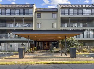 45 Eagle Crest Dr APT 219, Lake Oswego, OR