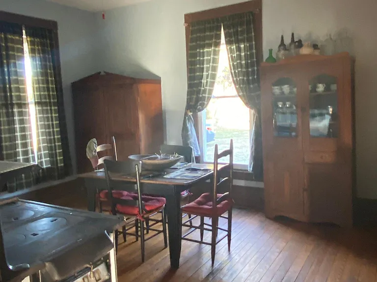 180 Meador Rd — Photo 57