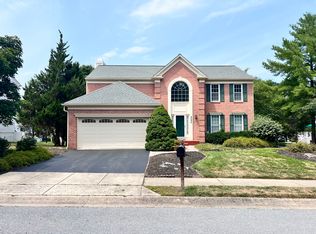 8596 Trail View Dr, Ellicott City, MD 21043