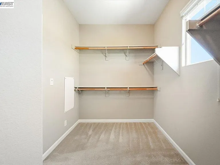 1172 Sagardia Way — Photo 10