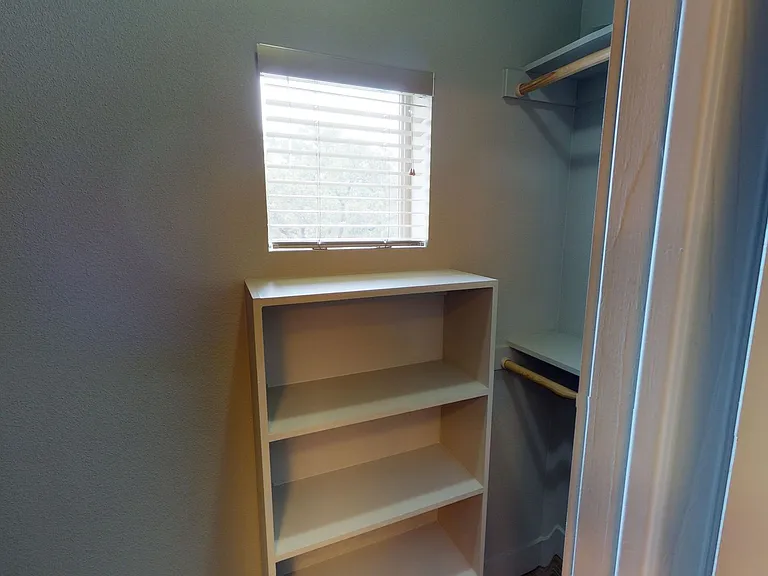 1212 Greenlee St — Photo 19