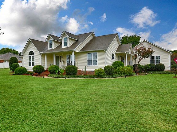 2nd image of 29 Meadow Ln