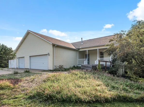 21507 7th St NE, East Bethel, MN 55011