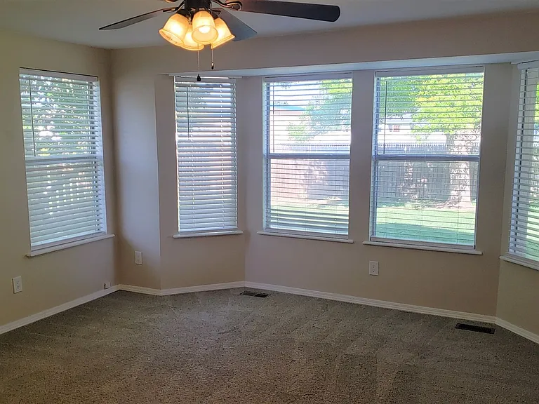 2431 Pisces Dr — Photo 6