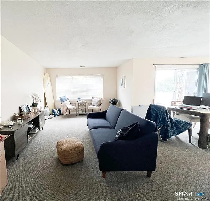 1 bed, 1.0 bath, 963 sqft, $2,250 — Photo 1