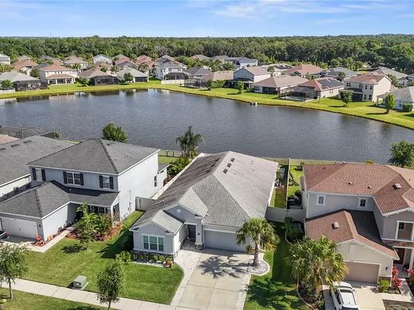 17626 Bright Wheat Dr, Lithia, FL 33547