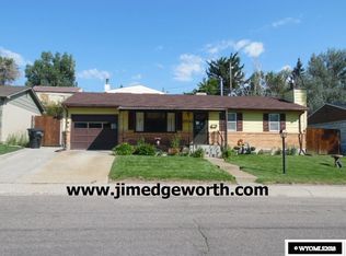 2720 Saratoga Rd, Casper, WY 82604