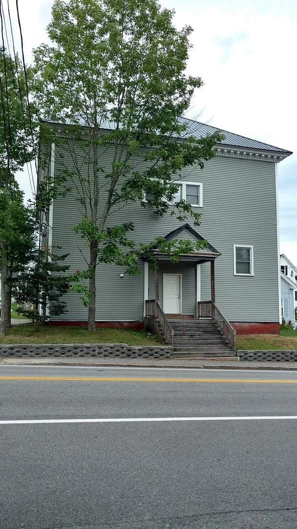 17 Main Street — Photo 1