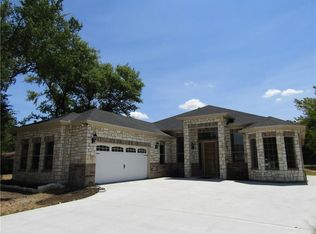 115 Kiowa Dr W, Lake Kiowa, TX 76240