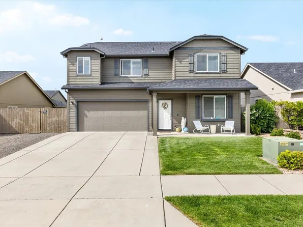 3427 Ford Dr, Medford, OR 97504