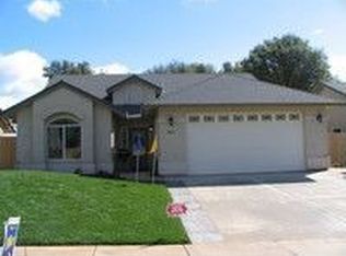 4817 Lofty Oak Dr, Redding, CA 96002