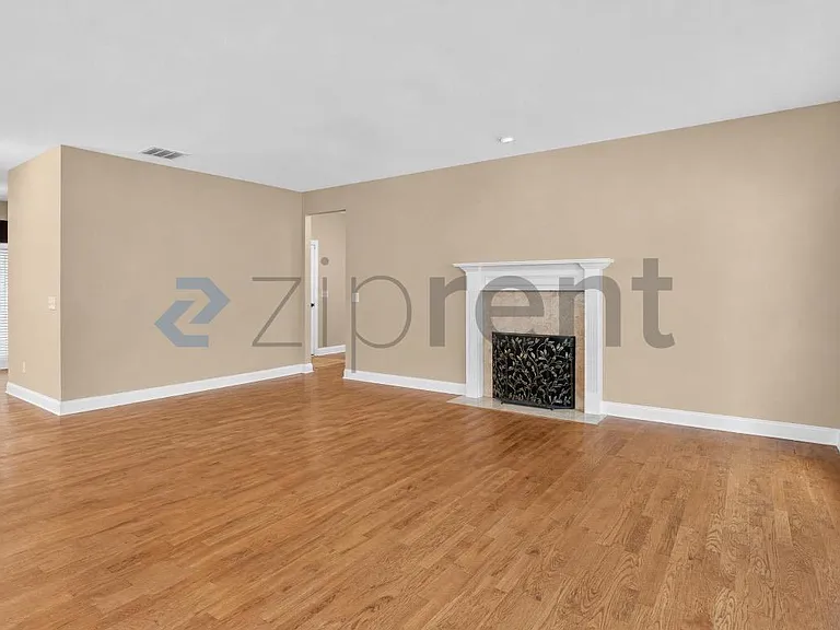 4209 Lindsey Way — Photo 11
