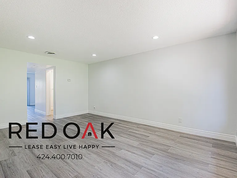 151 Drake St #28B — Photo 4