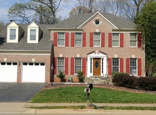 46368 Esterbrook Cir, Sterling, VA 20165