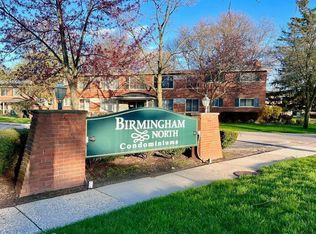 850 N Adams Rd UNIT 5, Birmingham, MI 48009