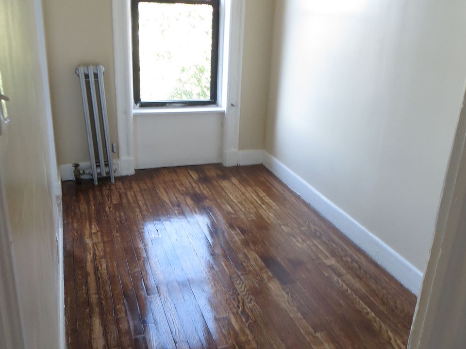 1st image of 484 7th Ave