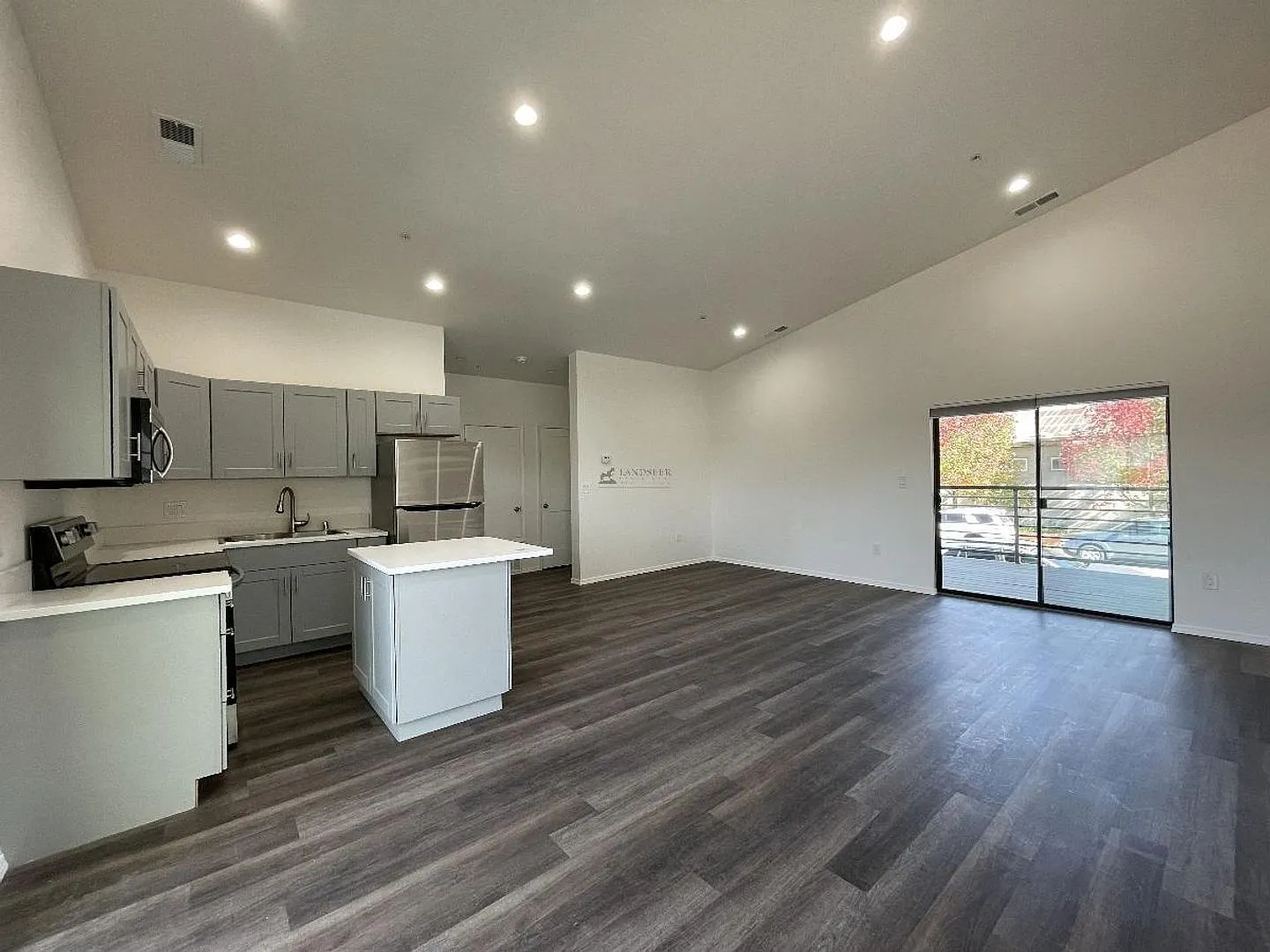 920 Shoofly St — Photo 1