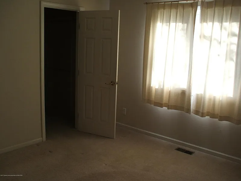 Thumbnail 18
