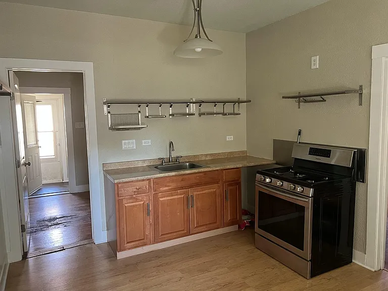 135 Koehler Ct — Photo 6