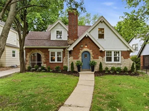 239 E 73rd Ter, Kansas City, MO 64114