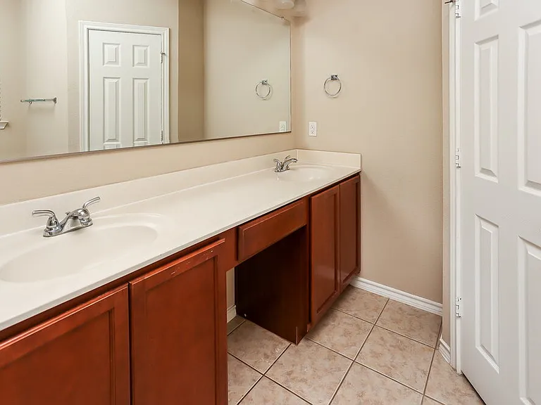 10973 Caldwell Ln — Photo 9