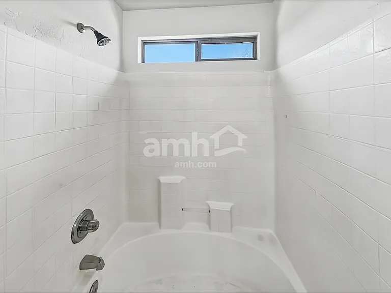10440 W Colter St — Photo 14