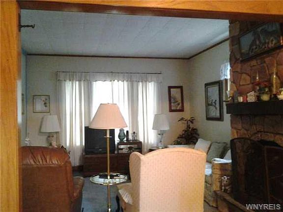 3rd image of 2235 Cleveland Ave