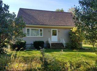 37 Fisher Rd, Westport, MA 02790