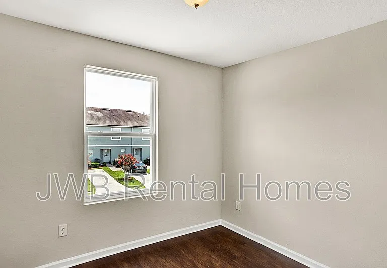 8421 McGirts Village Ln — Photo 14
