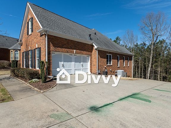 2nd image of 5285 Villa Lake Ct