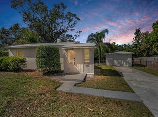 1611 Canterbury Rd N, Saint Petersburg, FL 33710