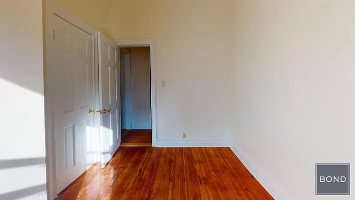 Rented by Bond New York | media 49