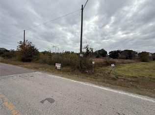 9015 Schiro Rd, Hitchcock, TX 77563