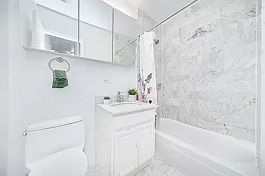 Rented by Living New York