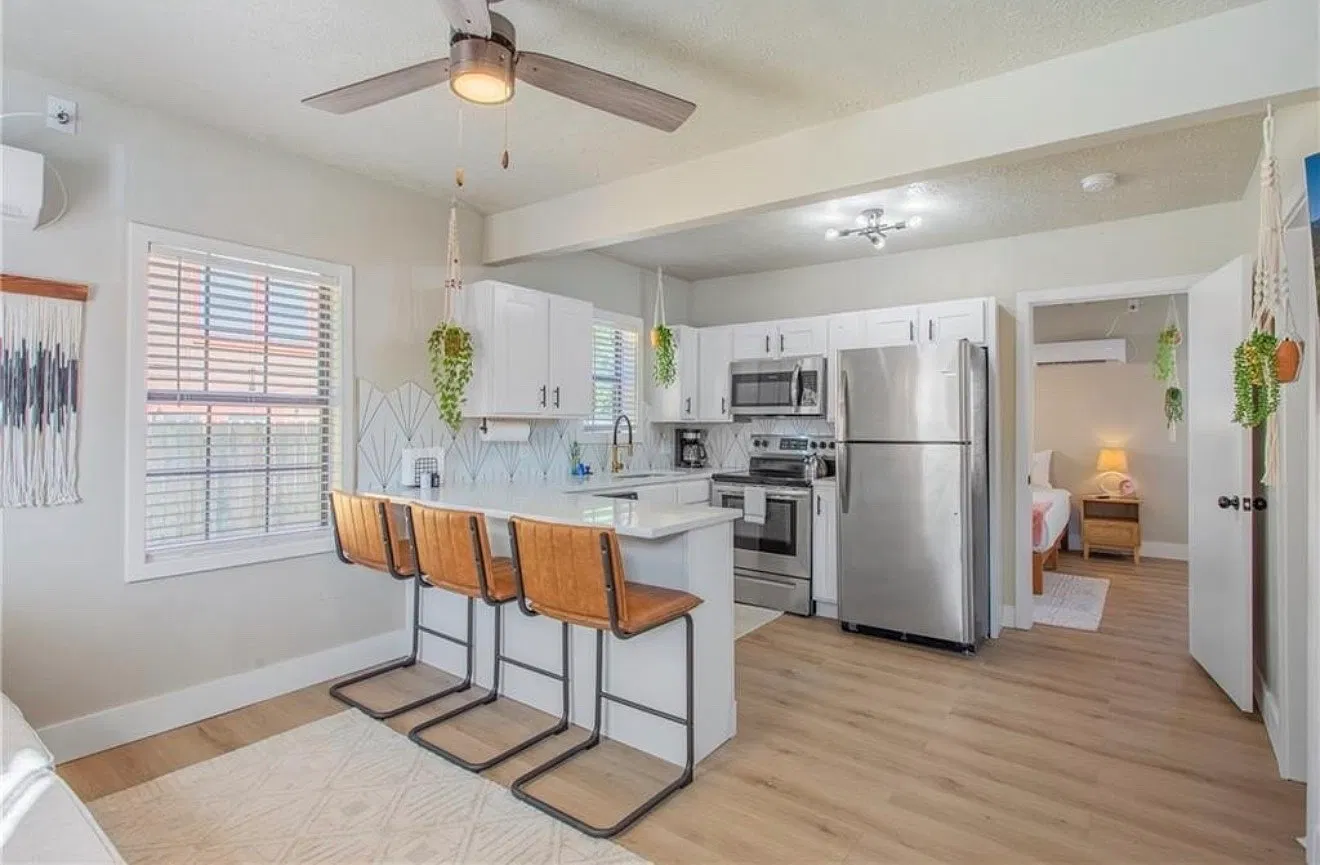 3111 N Shartel Ave — Photo 1