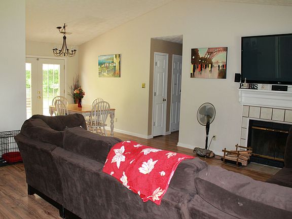 Right view from entrance