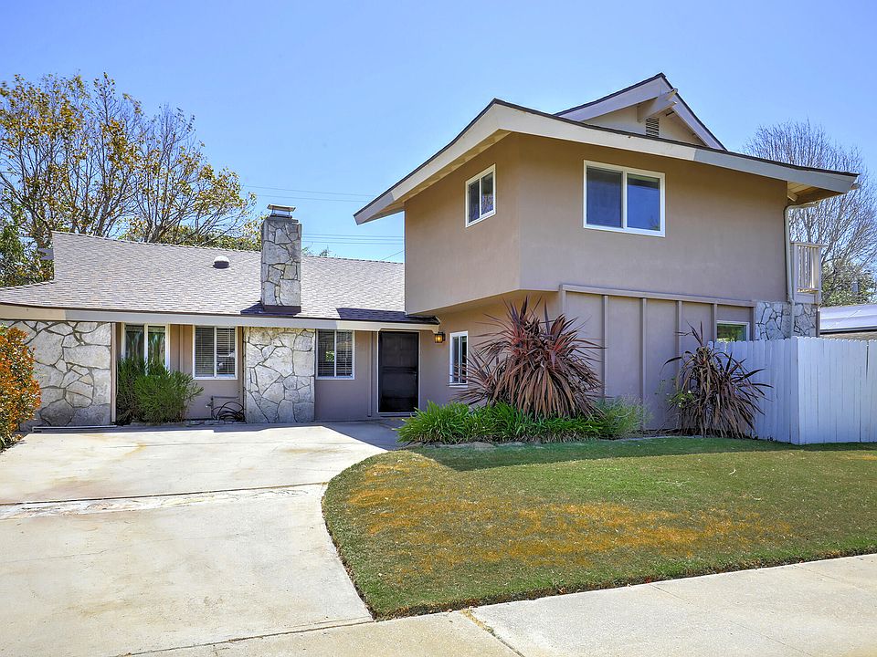 1st image of 252 Coronado Dr