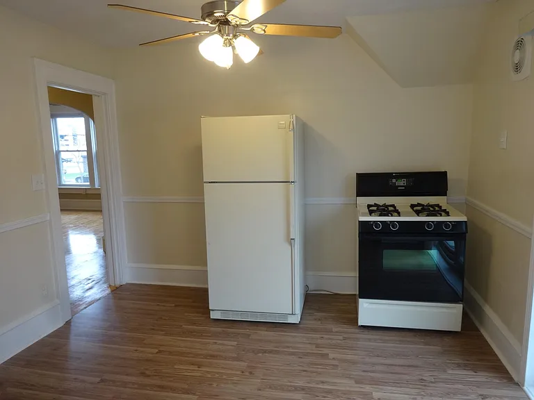 48 Sherman Pl — Photo 13
