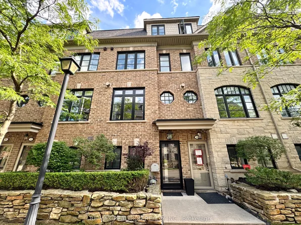 54 Cormier Hts, Toronto, ON M8Z 0B5
