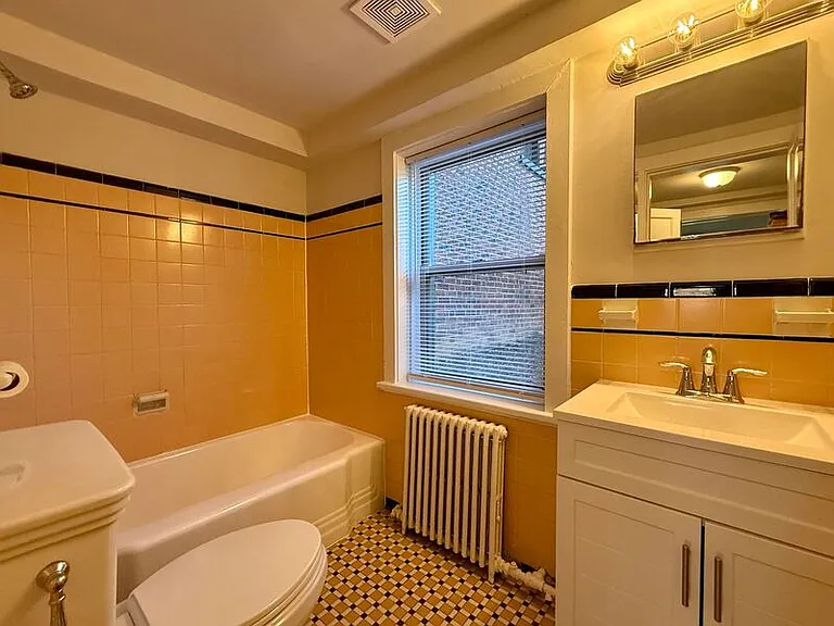 1400 Kenmore Ave #A2 — Photo 9