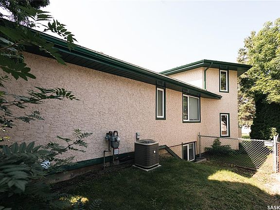 5th image of 631 Buchanan DRIVE