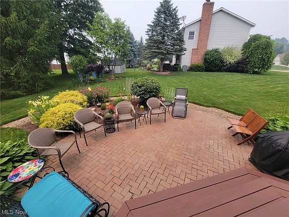 5th image of 710 Woodcrest Dr